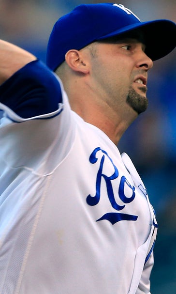 Yankees stage late rally, but Royals hold on for 8-5 win